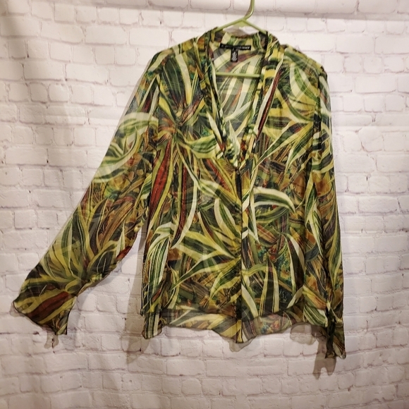 Ellen Tracy Tops - Ellen Tracy Silk Tropical Blouse